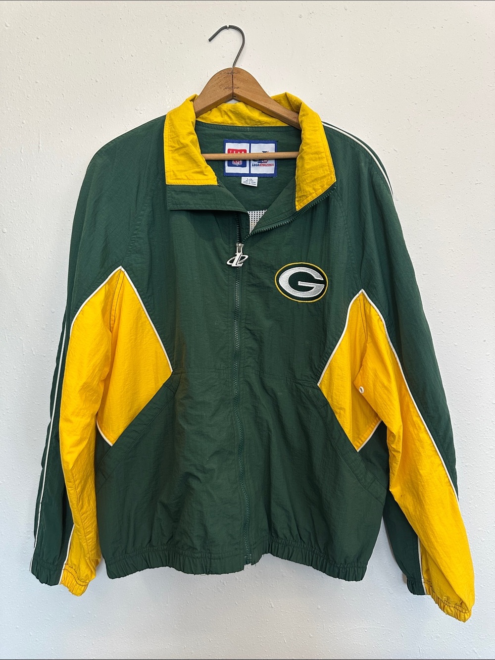 Green Bay packers NFL Windbreaker nylon Jacket zip up licensed